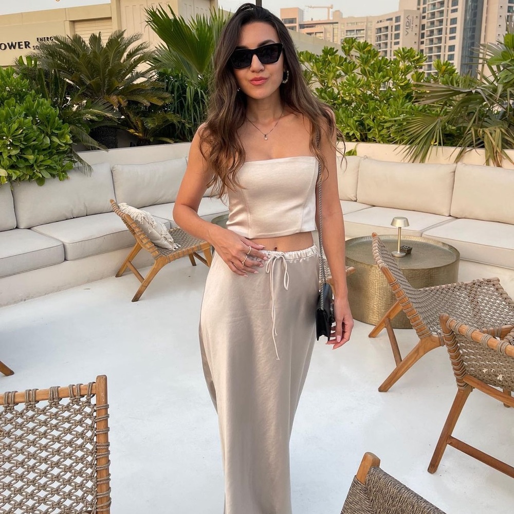 Zara Pearl Gray Satin Effect Crop Top - Picture 2 of 12